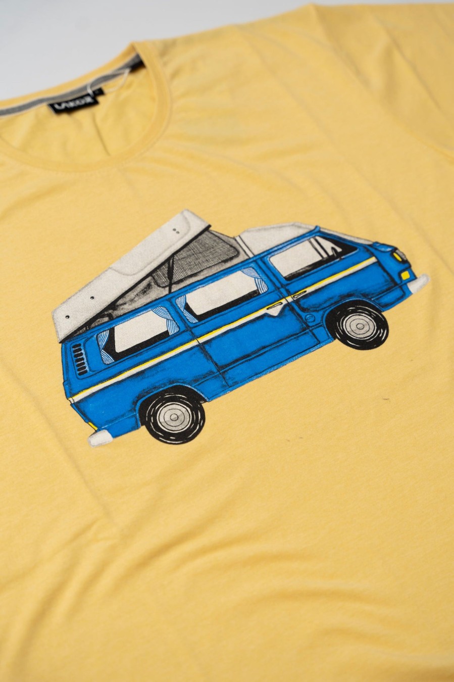 Mand LAKOR T-Shirts | Blue Van T-Shirt