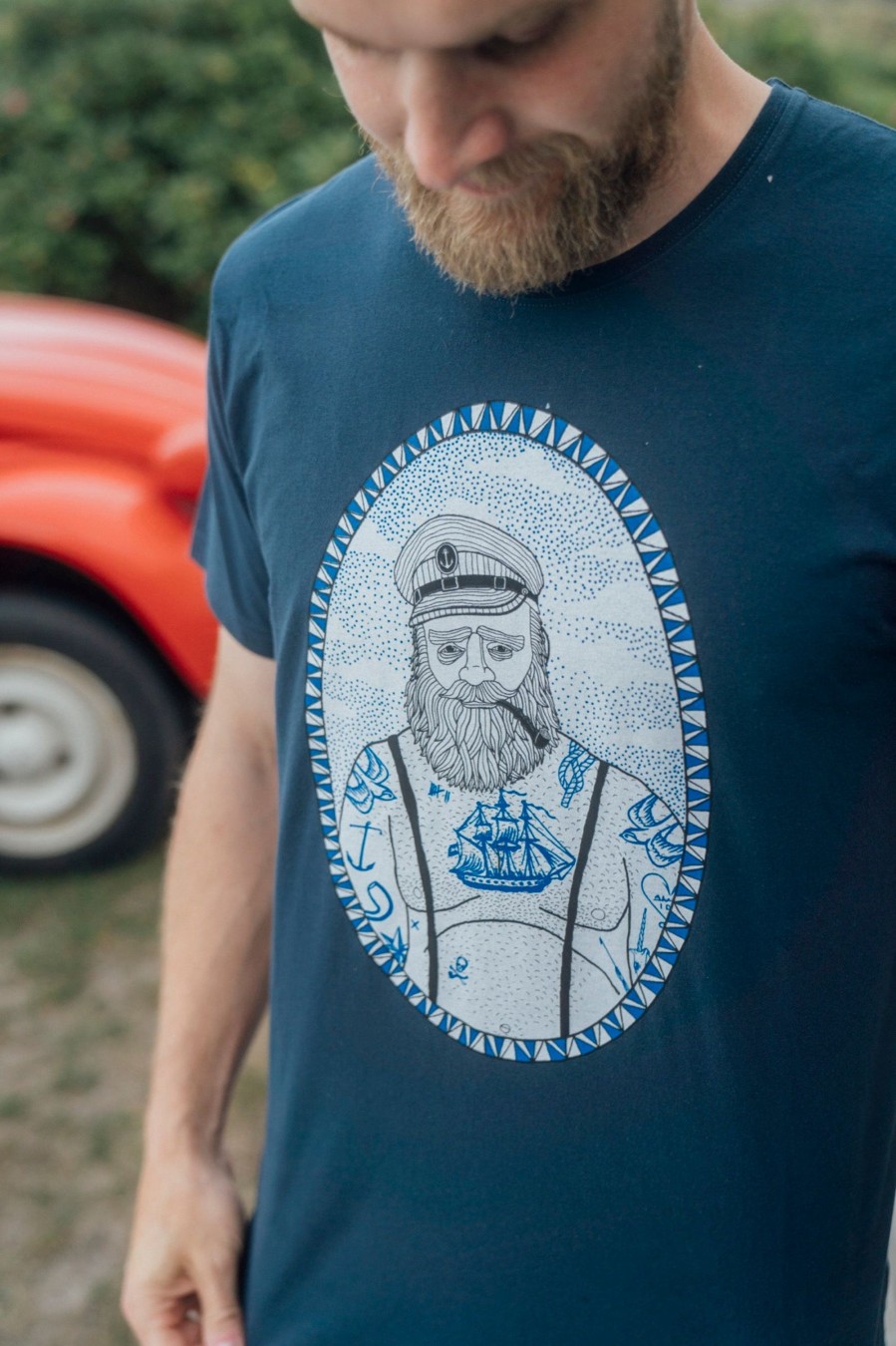 Mand LAKOR T-Shirts | Dad Bod Sailor T-Shirt